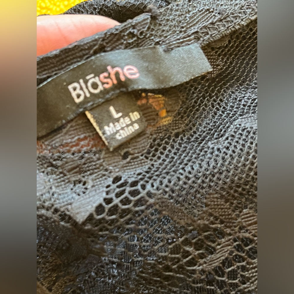 Off-shoulder lace bodice mini dress. Padded bra cups, lined front. Black. L. NWT - Picture 14 of 15